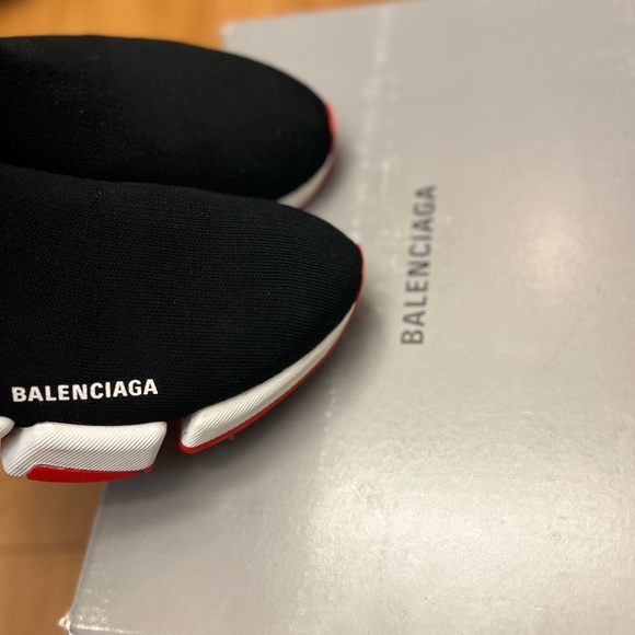 Speed 2.0 Sneaker in black recycled knit, white and red sole unit - Picture 4 of 14